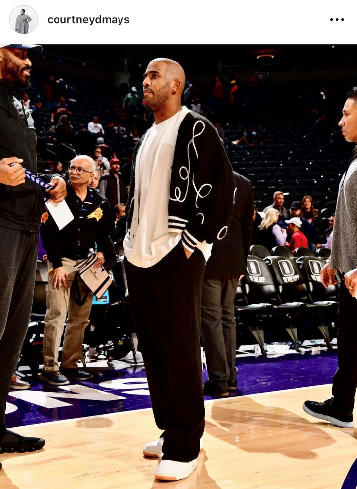 Chris Paul wearing Les Tien sweatpants on the court