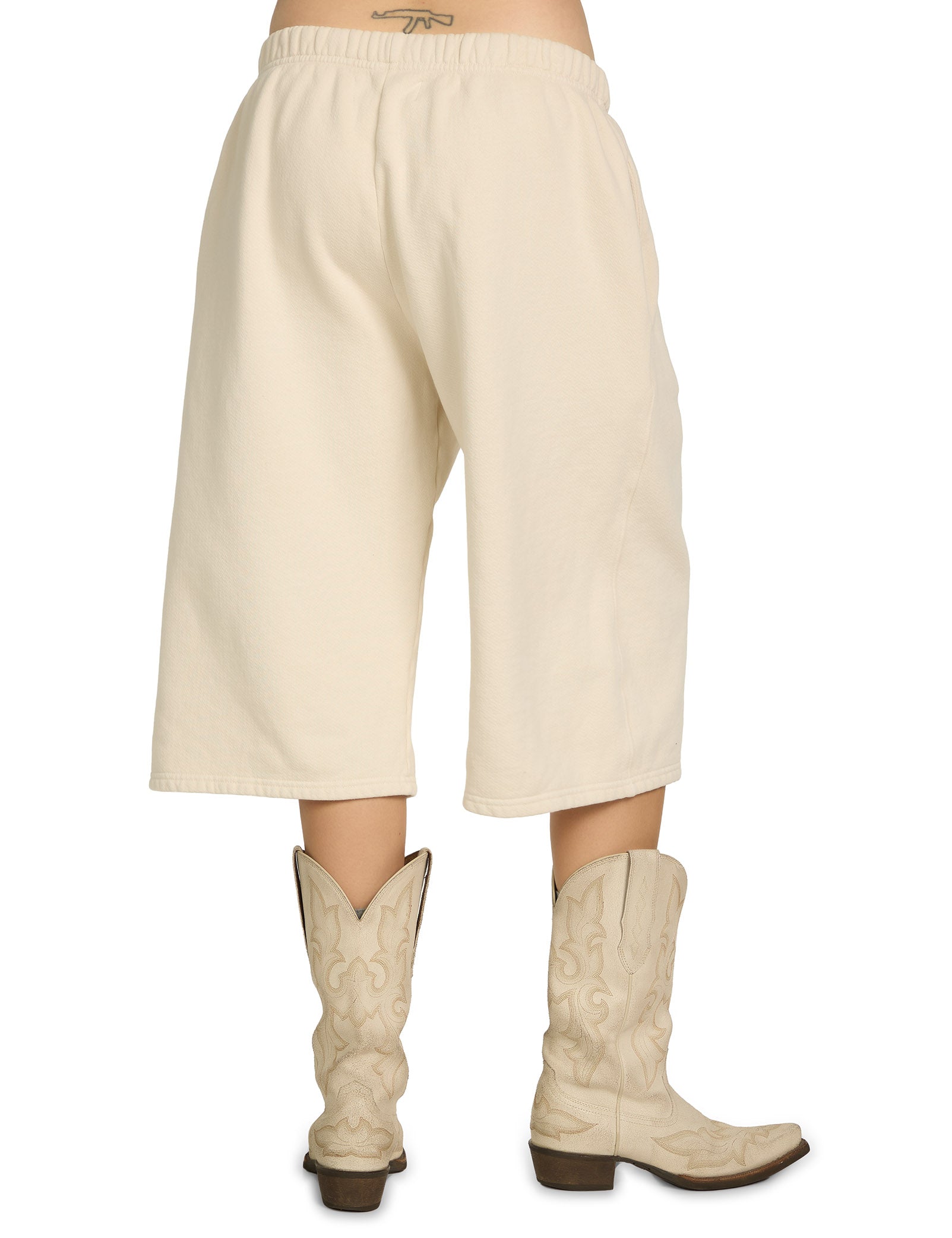 Heavyweight Party Short