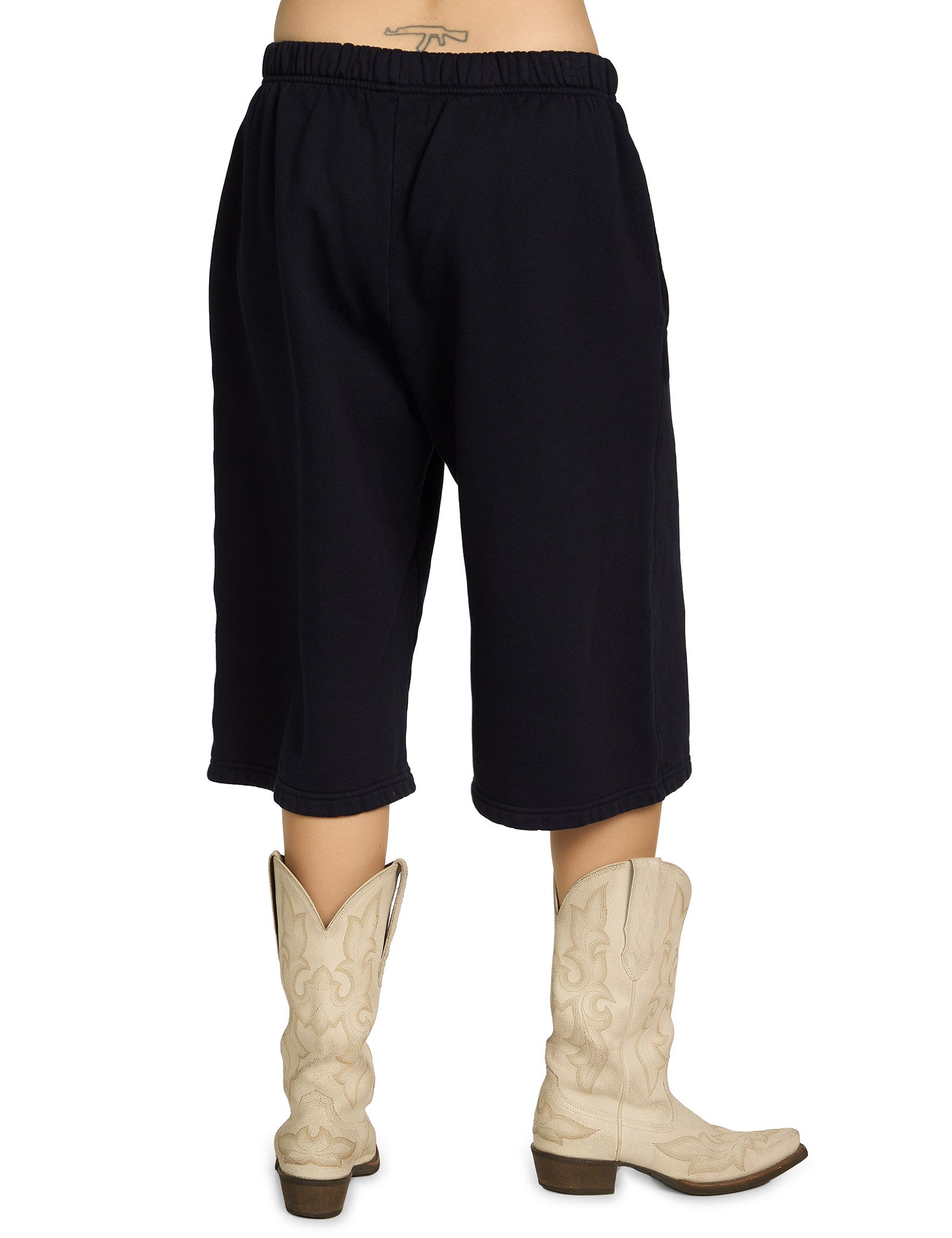 Heavyweight Party Short