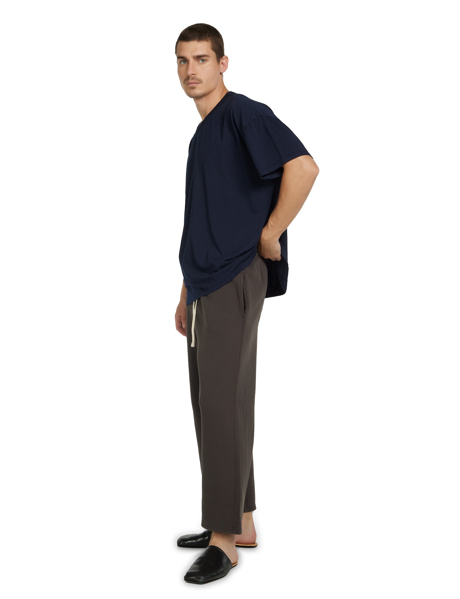 Lightweight Binded Neck Oversized Tee