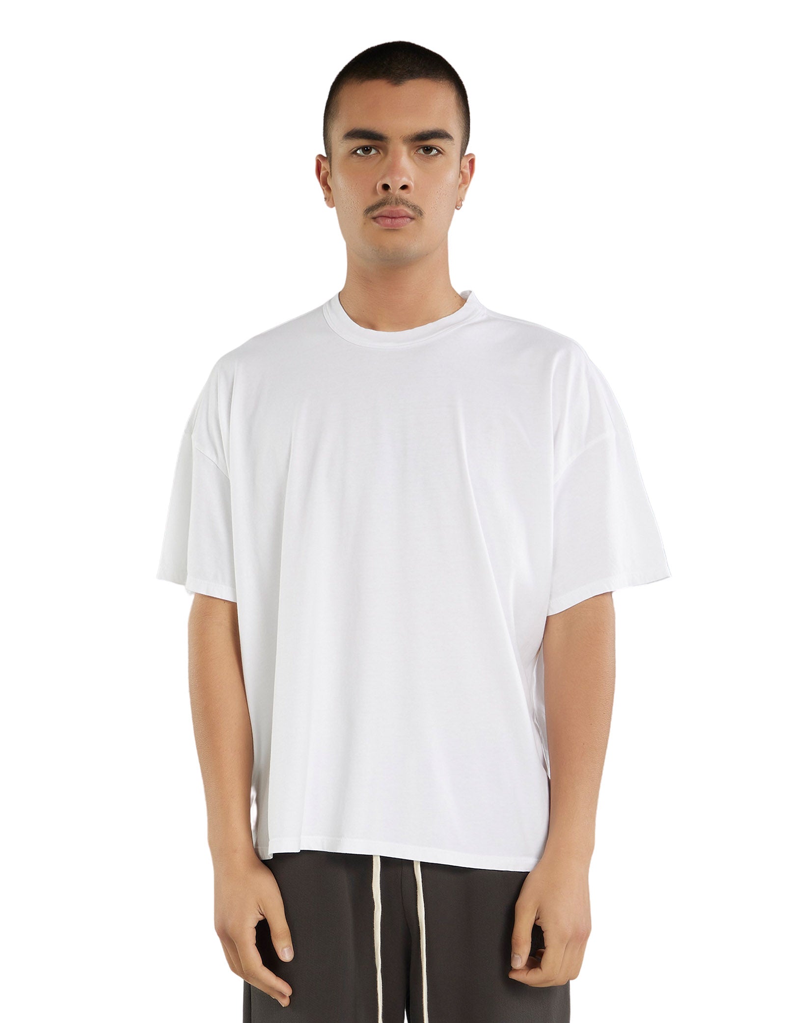Lightweight Binded Neck Oversized Tee