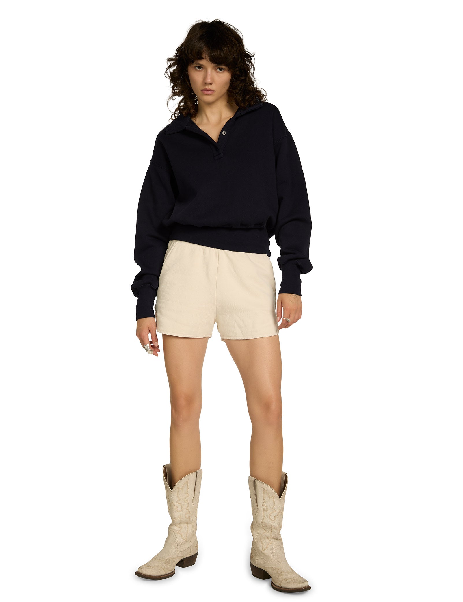 Serena Scallop Short
