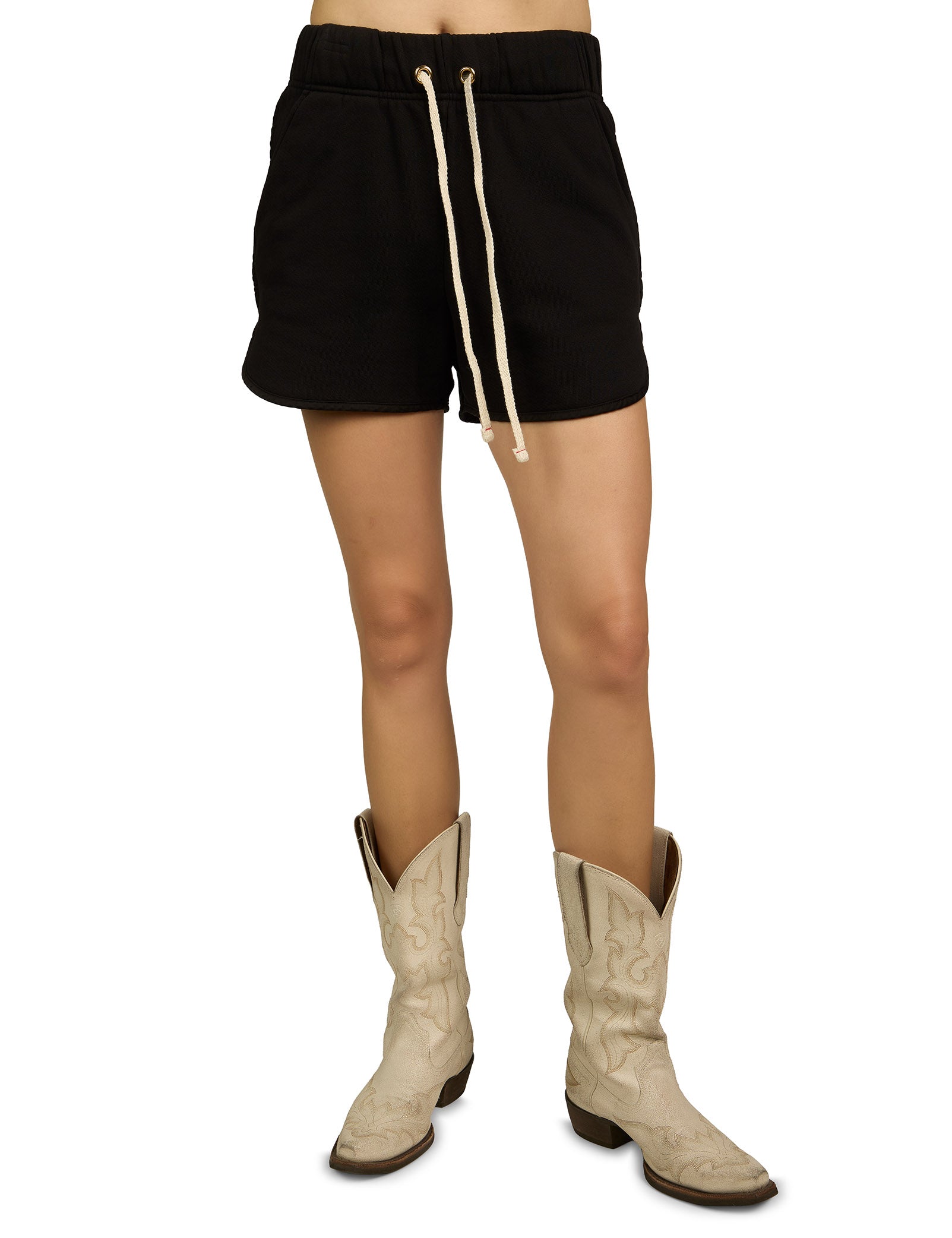 Serena Scallop Short