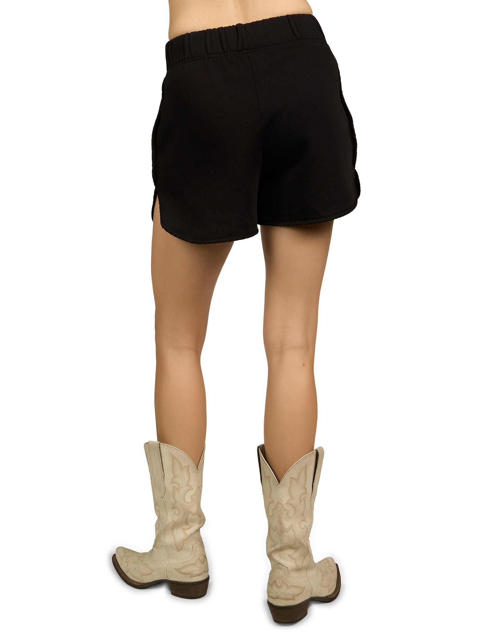Serena Scallop Short