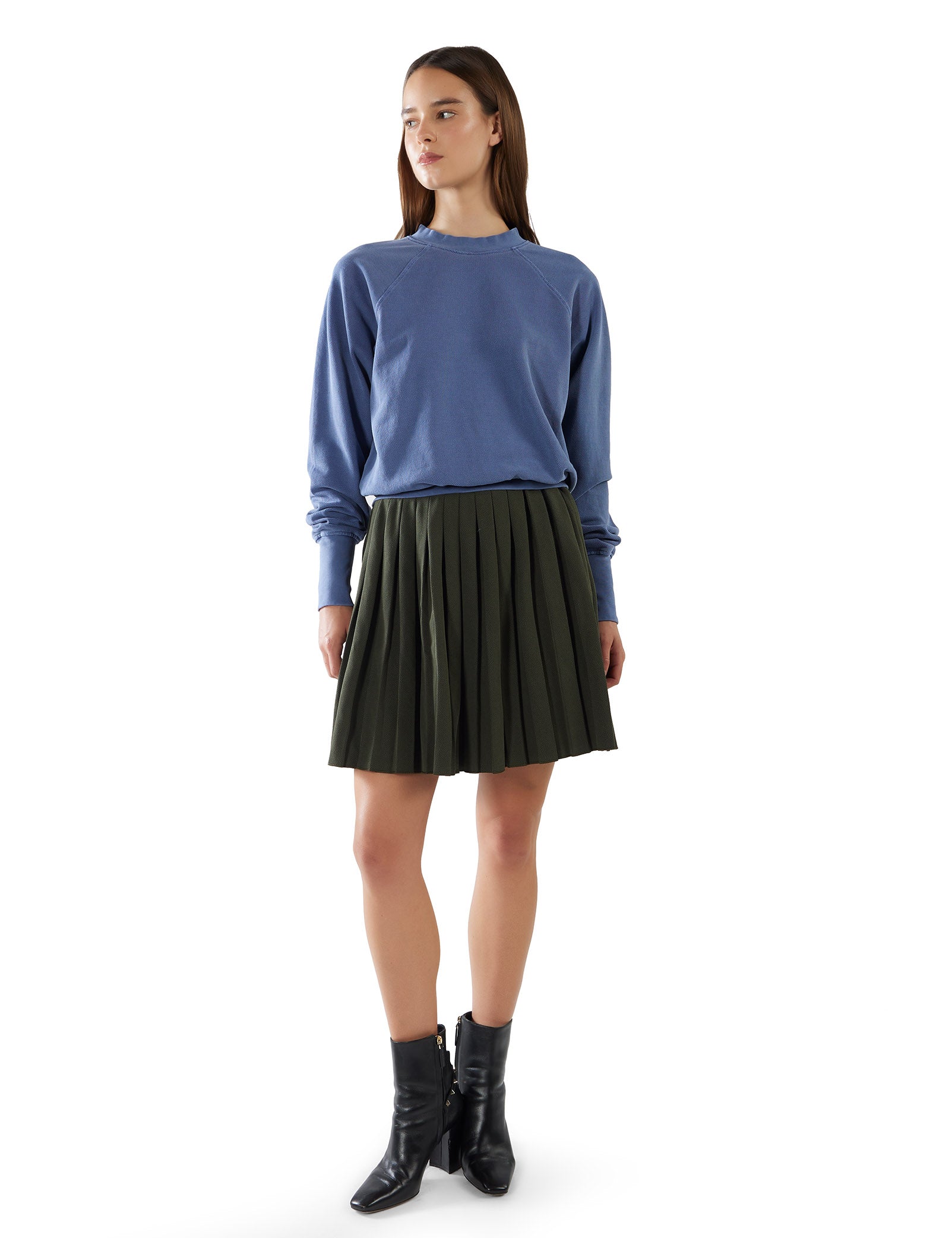 Linda Classic Raglan